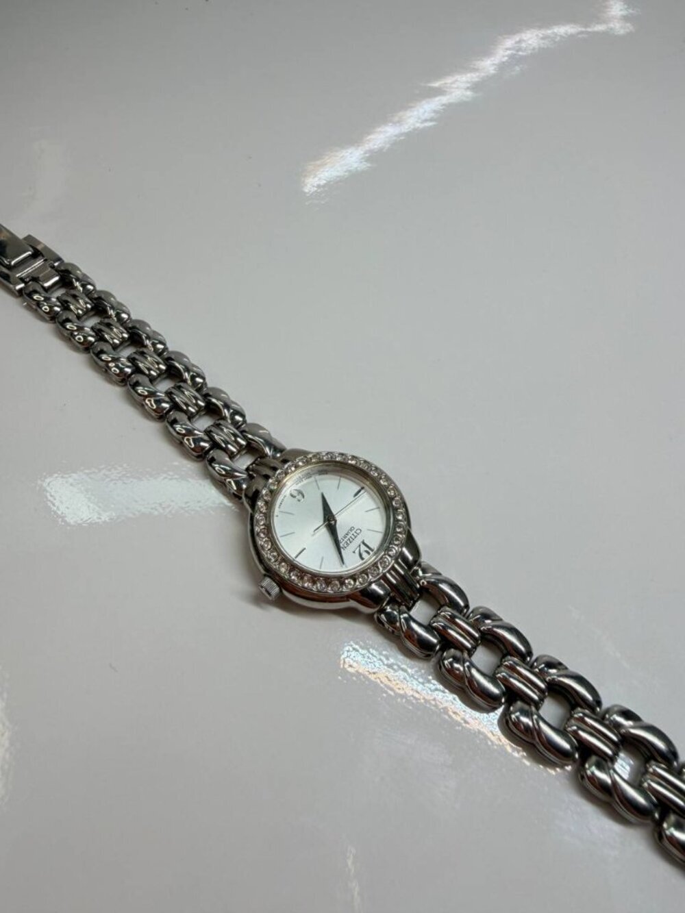 Citizen Crystal Accent Quartz Watch – Elegant Stainless Steel Design